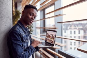 5 Skills You Need To Become the Best Social Media Manager