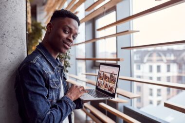 5 Skills You Need To Become the Best Social Media Manager