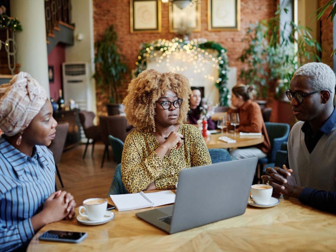 How Freelance Communities Help African Freelancers Find Better Gigs